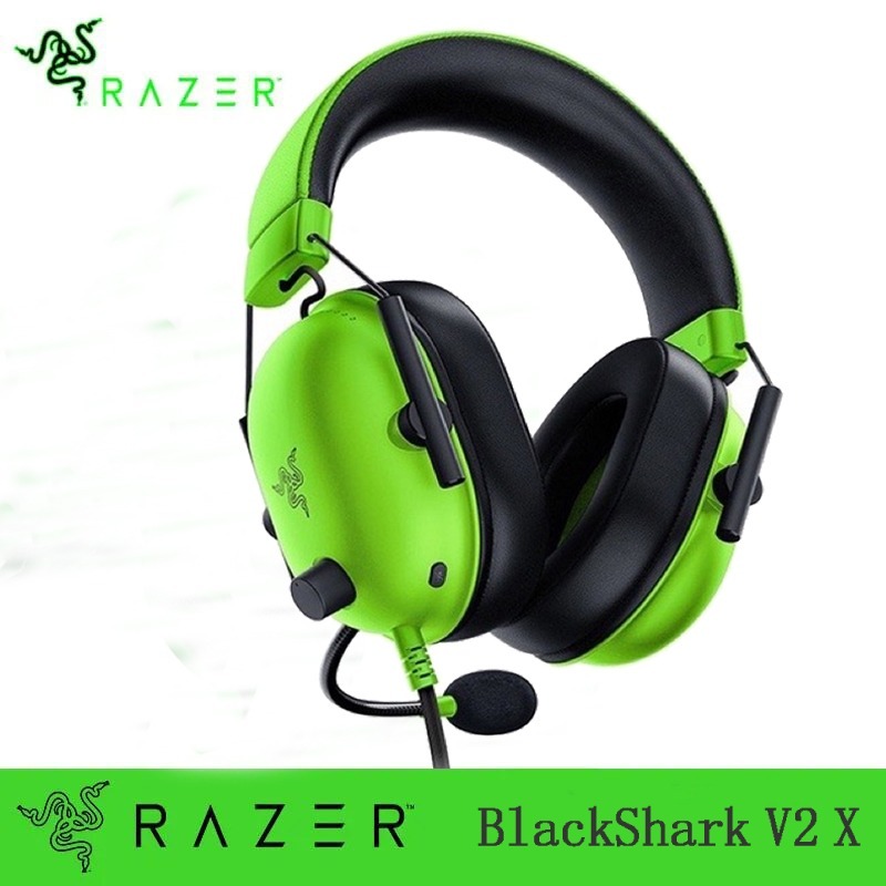 หูฟังเกมมิง Razer BlackShark V2 X สีเขียววางบนโต๊ะ ไมค์พับได้