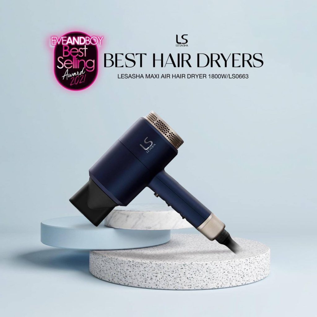 ไดร์ Lesasha LS0663 ใกล้ชิดเผยปุ่มลมเย็นและด้ามนุ่ม