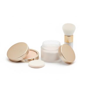 แป้งพัฟ แป้งฝุ่น คุมมัน ยี่ห้อไหนดี รุ่นใหม่ล่าสุด ใช้ดี ราคาคุ้ม ผิวเนียนตลอดวัน